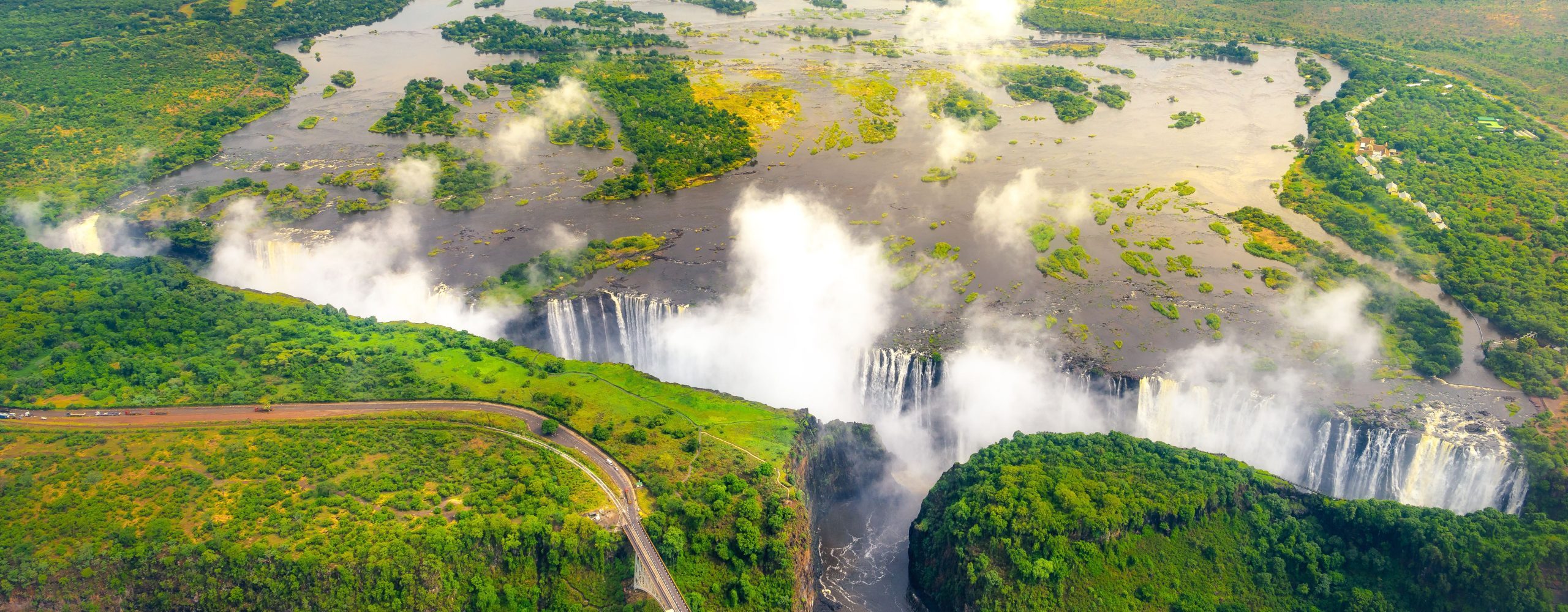 Cheap Flights to Africa - Victoria Falls, Zimbabwe and Zambia